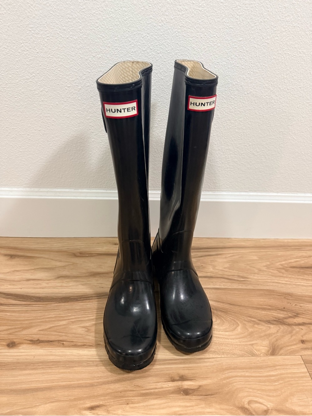 Hunter Knee-High Gloss Black Waterproof Boots